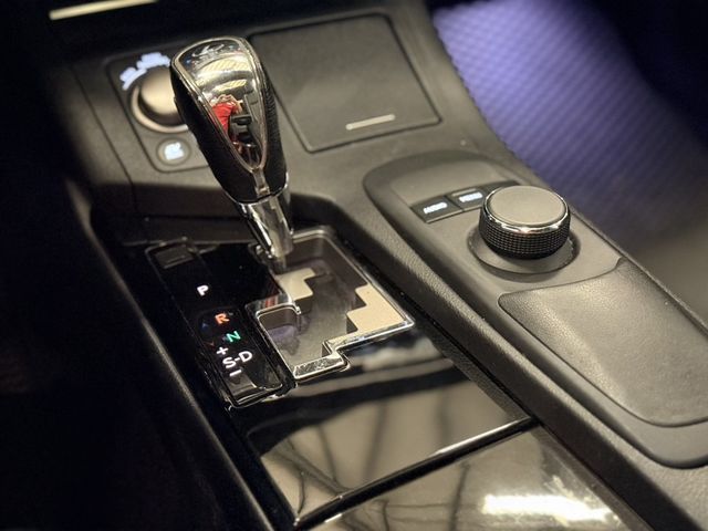 LEXUS凌志 ES300H  第13張相片