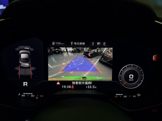 AUDI奧迪 TT  第11張相片