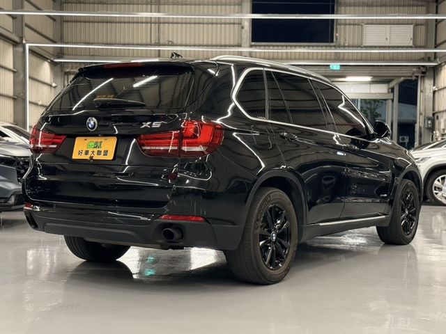 BMW寶馬 X5 XDRIVE25D  第5張相片