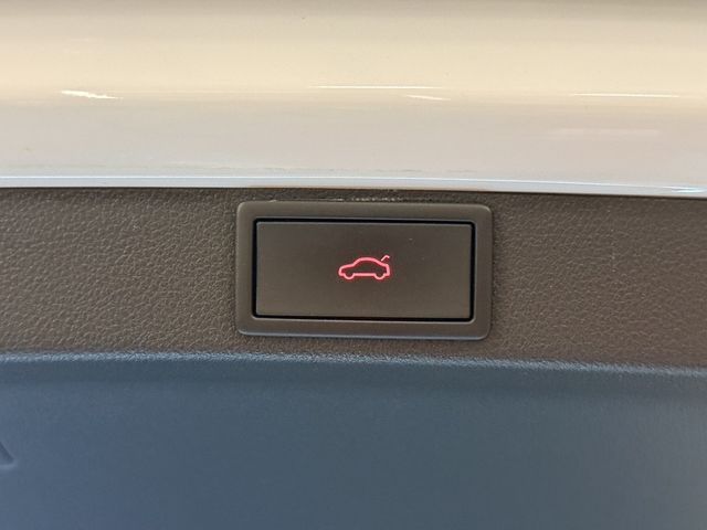 SKODA司科達 OCTAVIA COMBI  第18張相片
