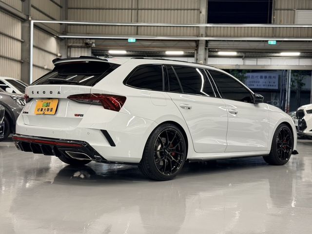 SKODA司科達 OCTAVIA COMBI  第5張相片