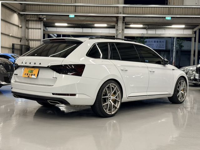 SKODA司科達 SUPERB COMBI  第5張相片