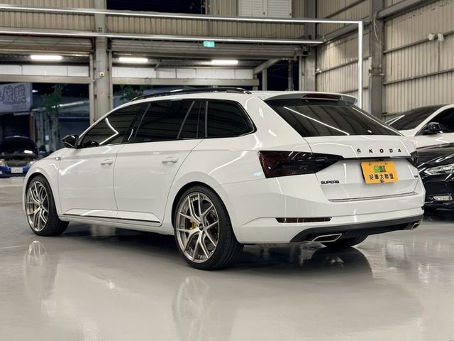 SKODA司科達 SUPERB COMBI  第6張相片