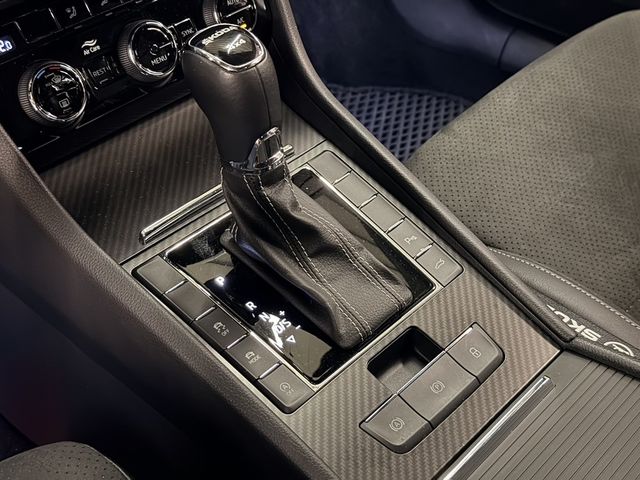 SKODA司科達 SUPERB COMBI  第13張相片