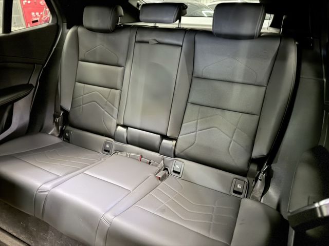 BMW寶馬 IX2 XDRIVE30  第8張相片