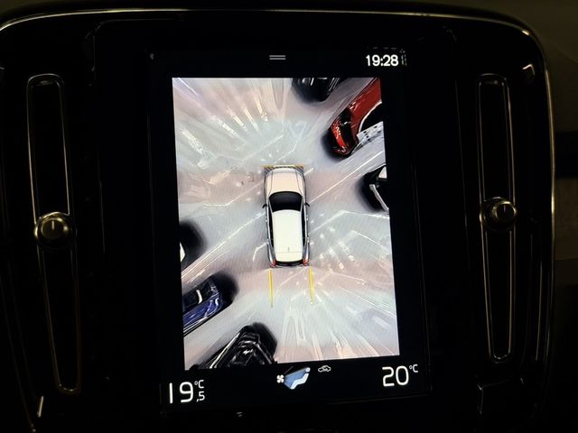 VOLVO富豪 XC40  第11張相片