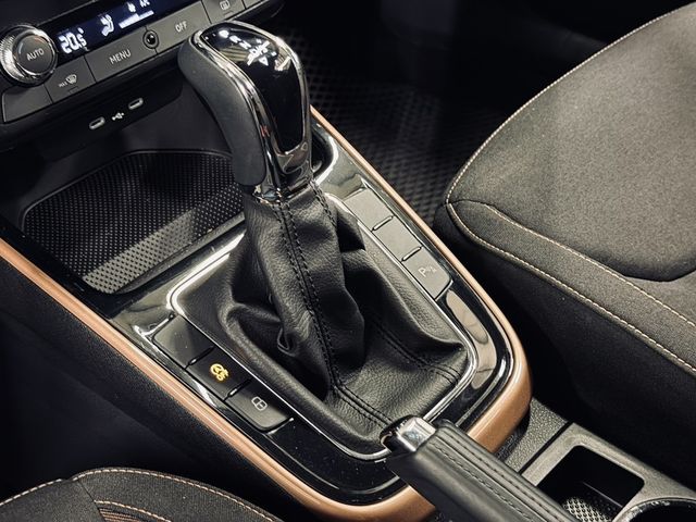 SKODA司科達 FABIA  第13張相片