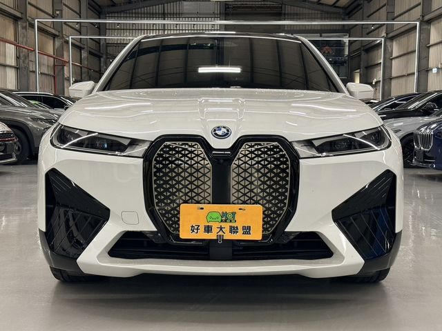 BMW寶馬 IX XDRIVE40  第3張相片