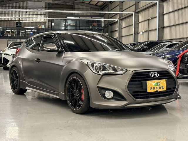 HYUNDAI現代 VELOSTER  第2張相片