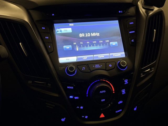 HYUNDAI現代 VELOSTER  第12張相片