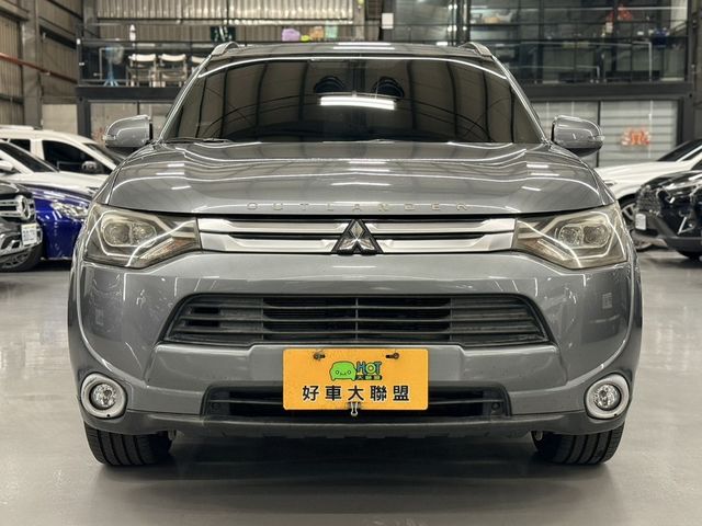 MITSUBISHI三菱 OUTLANDER  第3張相片