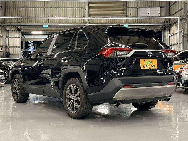 TOYOTA豐田 RAV4  第6張相片