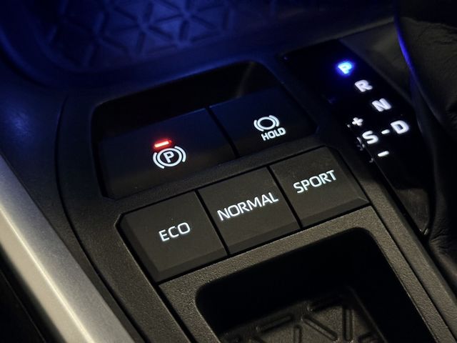 TOYOTA豐田 RAV4  第14張相片