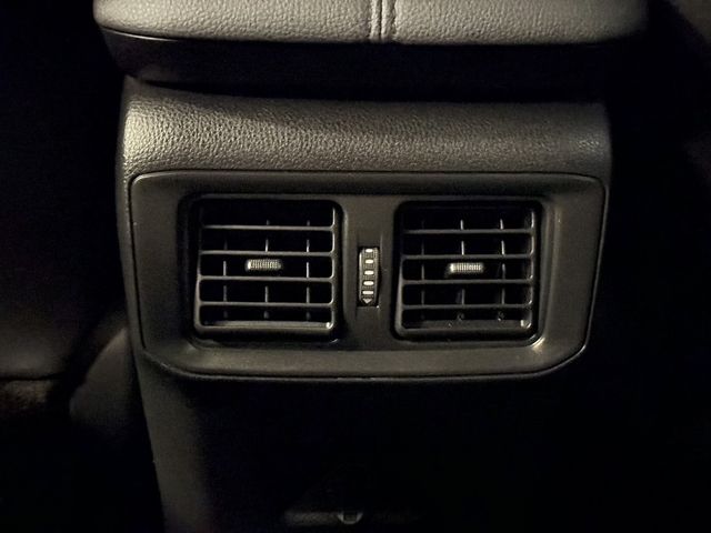 TOYOTA豐田 RAV4  第18張相片