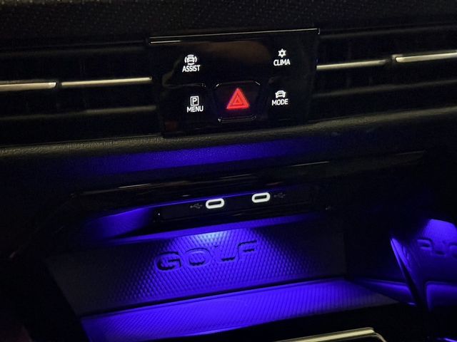 VOLKSWAGEN福斯 GOLF VARIANT  第12張相片