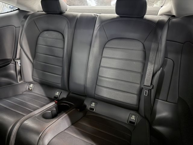 M-BENZ賓士 C180 COUPE  第8張相片