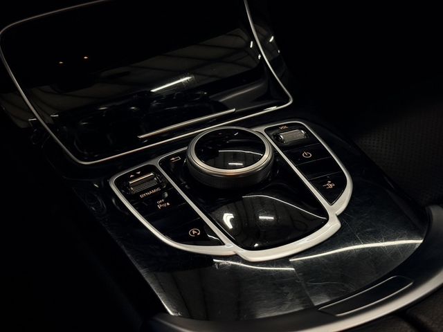 M-BENZ賓士 C180 COUPE  第12張相片