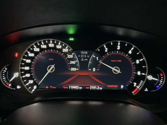 BMW寶馬 520I  第20張相片