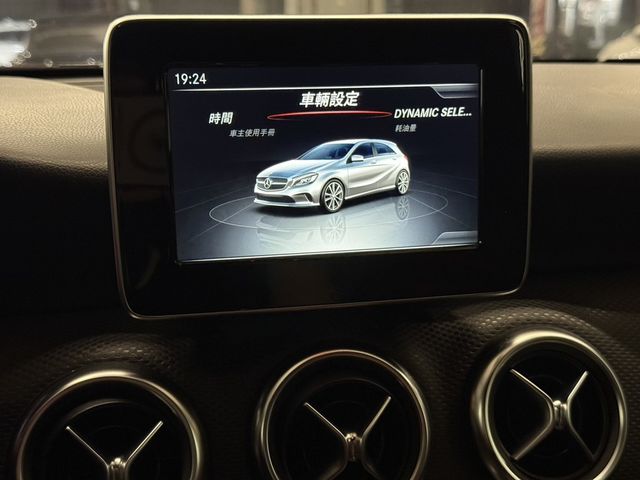 M-BENZ賓士 A180  第12張相片