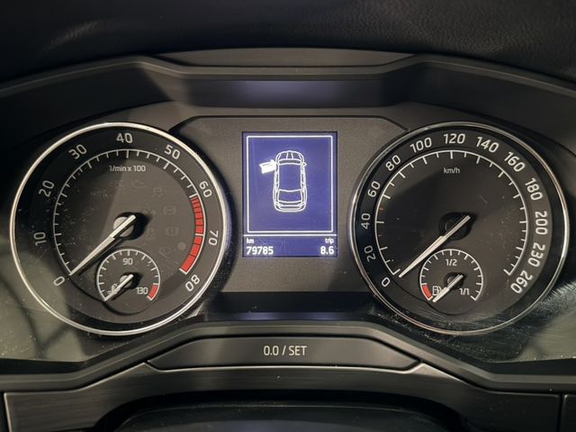 SKODA司科達 SUPERB COMBI  第20張相片