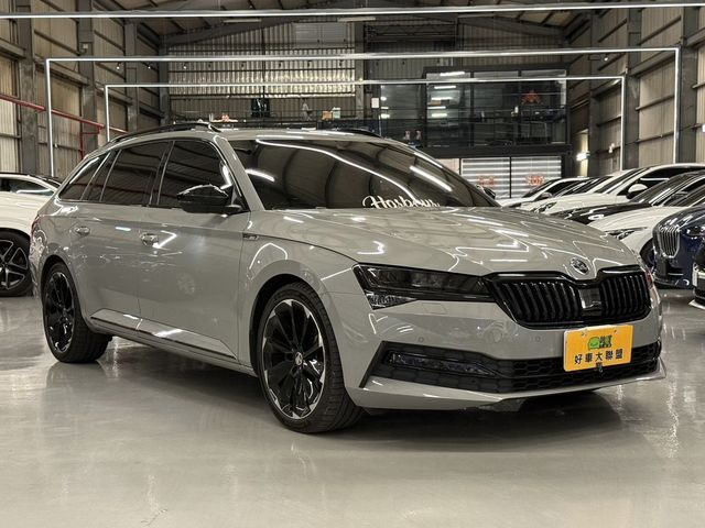 SKODA司科達 SUPERB COMBI  第2張相片