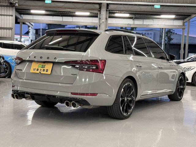 SKODA司科達 SUPERB COMBI  第5張相片