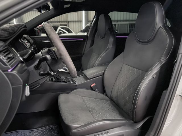 SKODA司科達 SUPERB COMBI  第7張相片