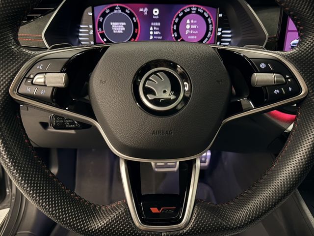 SKODA司科達 OCTAVIA COMBI  第14張相片