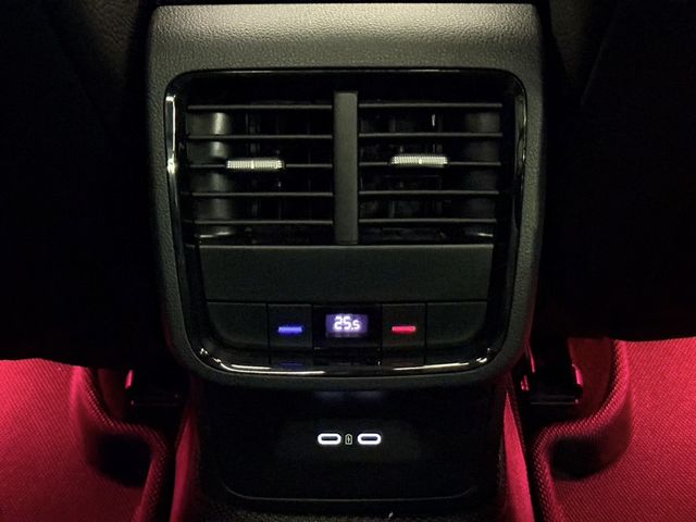 SKODA司科達 OCTAVIA COMBI  第18張相片