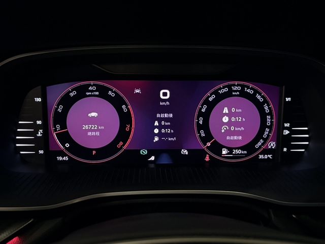 SKODA司科達 OCTAVIA COMBI  第20張相片