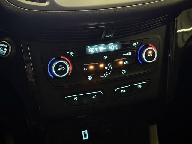 FORD福特 KUGA  第12張相片