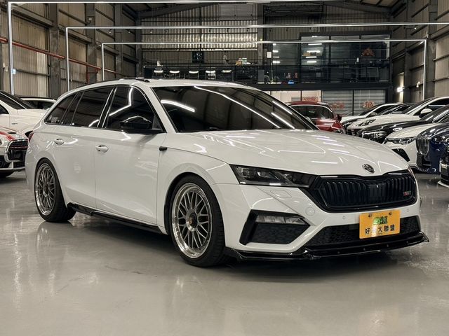 SKODA司科達 OCTAVIA COMBI  第2張相片