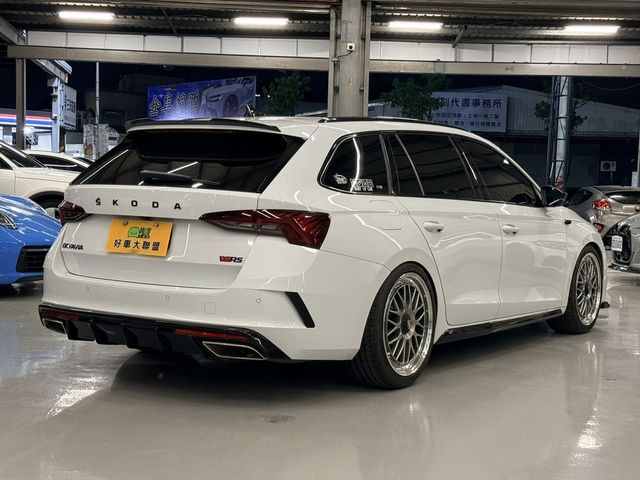 SKODA司科達 OCTAVIA COMBI  第5張相片