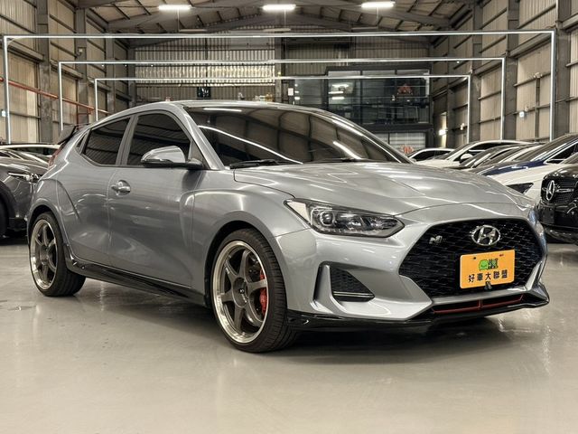 HYUNDAI現代 VELOSTER  第2張相片