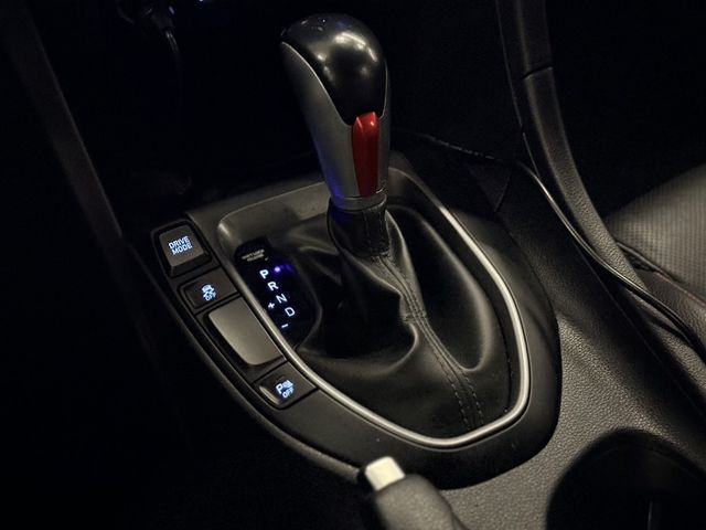 HYUNDAI現代 VELOSTER  第14張相片