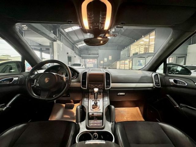 PORSCHE保時捷 CAYENNE  第5張相片