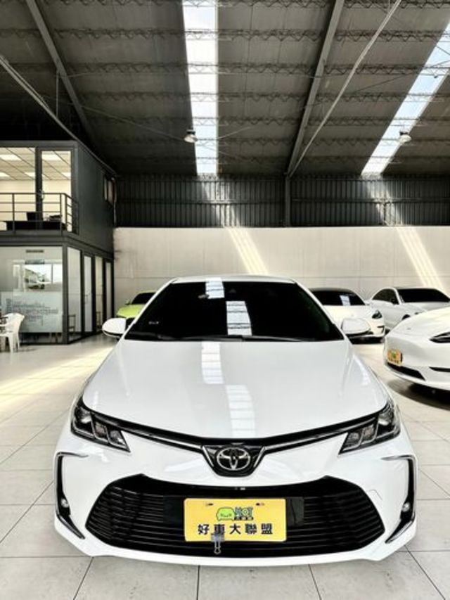 TOYOTA豐田 ALTIS  第3張相片