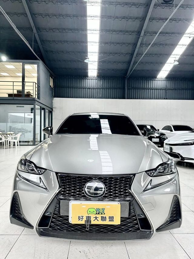 LEXUS凌志 IS200T  第3張相片