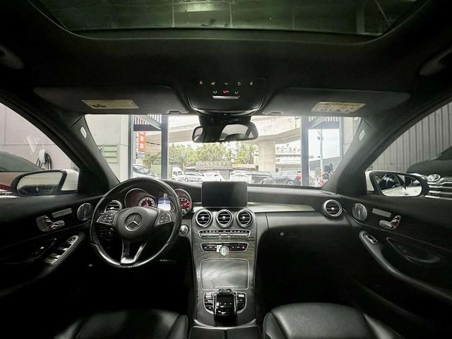 M-BENZ賓士 C300  第5張相片