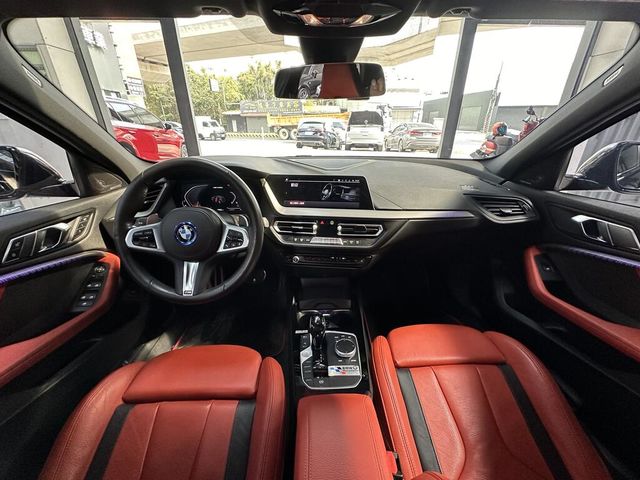 BMW寶馬 M135I  第5張相片