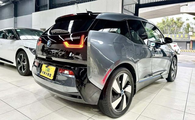 BMW寶馬 I3  第2張相片