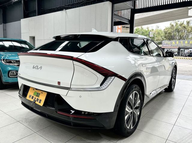 KIA起亞 EV6  第3張相片