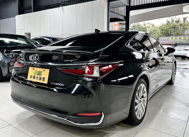 LEXUS凌志 ES300H  第3張相片