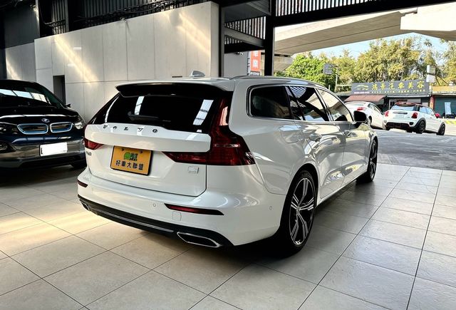 VOLVO富豪 V60  第2張相片