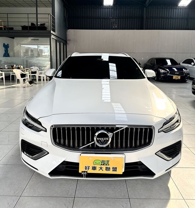 VOLVO富豪 V60  第3張相片