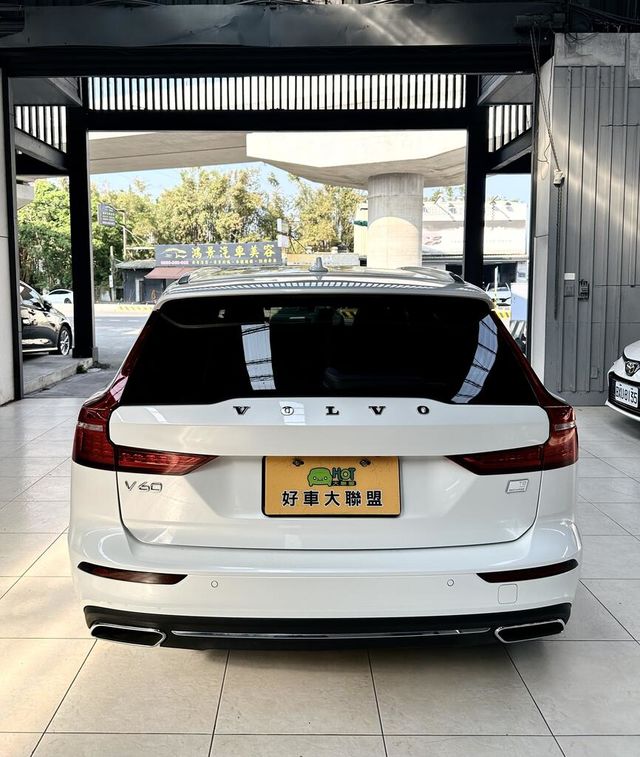 VOLVO富豪 V60  第4張相片