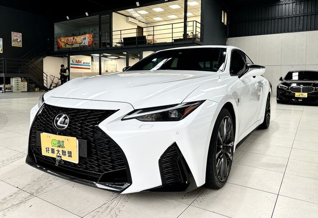 LEXUS凌志 IS 300H  第1張相片