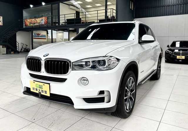 BMW寶馬 X5 XDRIVE30D  第1張相片