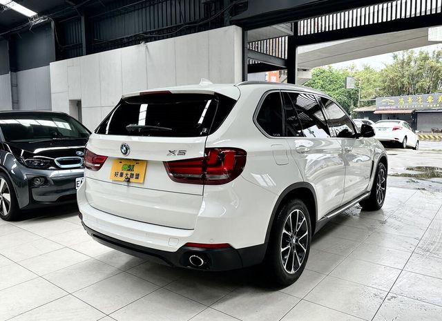 BMW寶馬 X5 XDRIVE30D  第2張相片