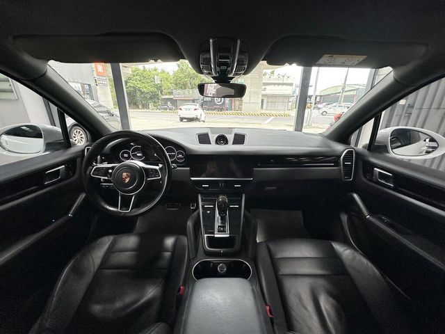 PORSCHE保時捷 CAYENNE  第5張相片